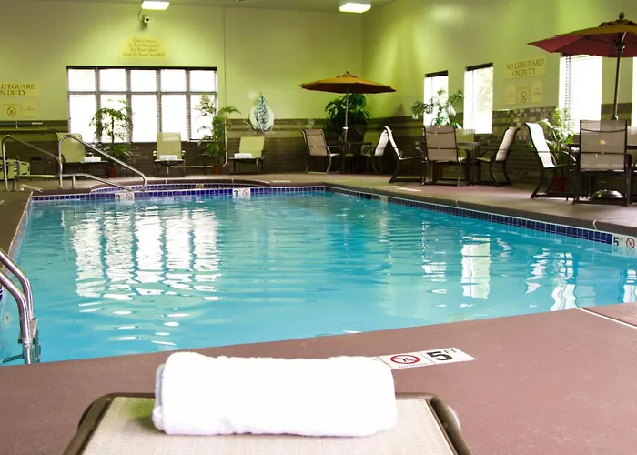 Holiday Inn Express Hotel & Suites Vineland Millville By Ihg
