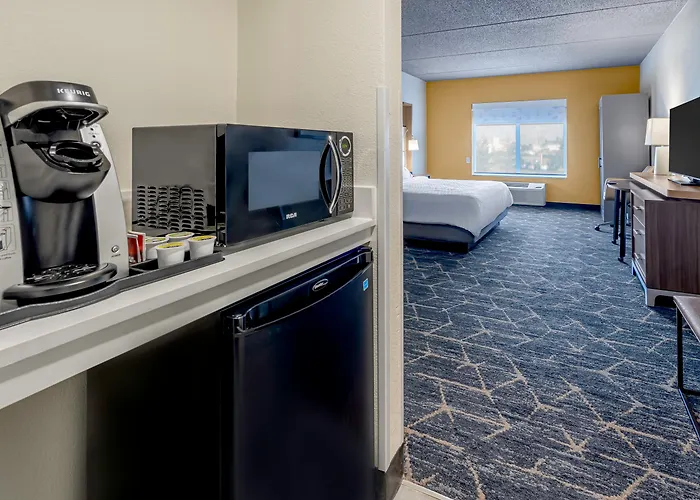 Holiday Inn & Suites Wausau-Rothschild By Ihg