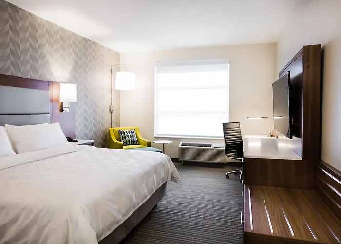 Holiday Inn Hotel & Suites Calgary South - Conference Ctr By Ihg