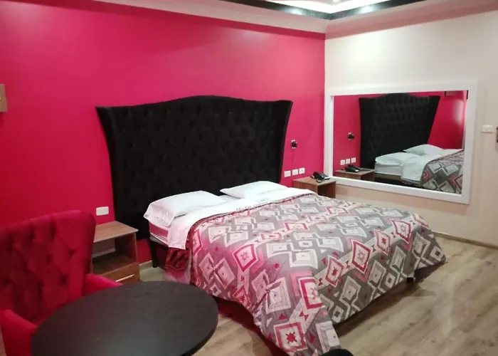 Hostal Kapital II