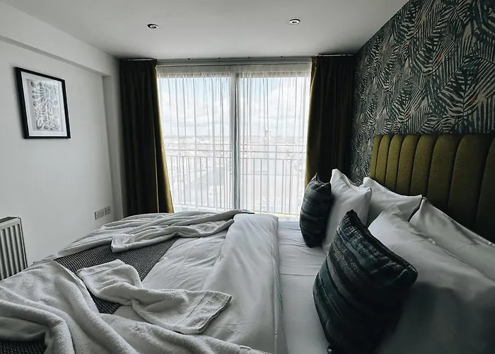 The Atlantis - Tower Apartments