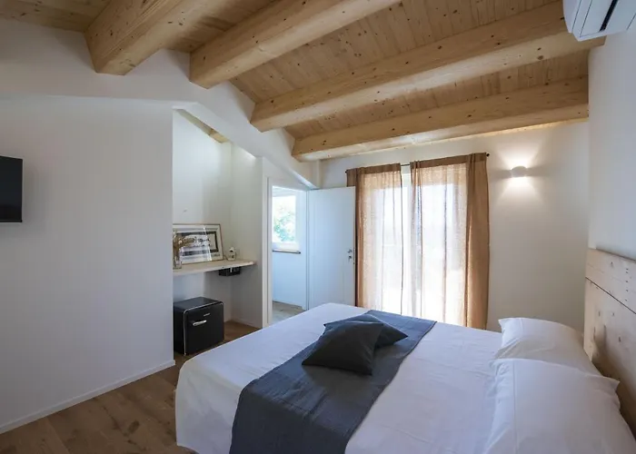 La Casa Del Sasso