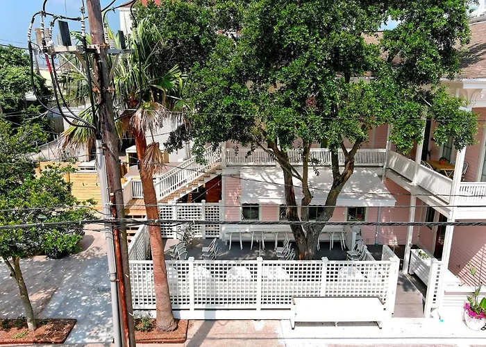 Sugars Inn Room 4 Historic Nola Charm In Downtown Galveston