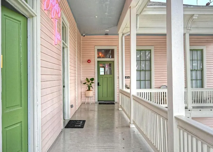 Sugars Inn Room 4 Historic Nola Charm In Downtown Galveston