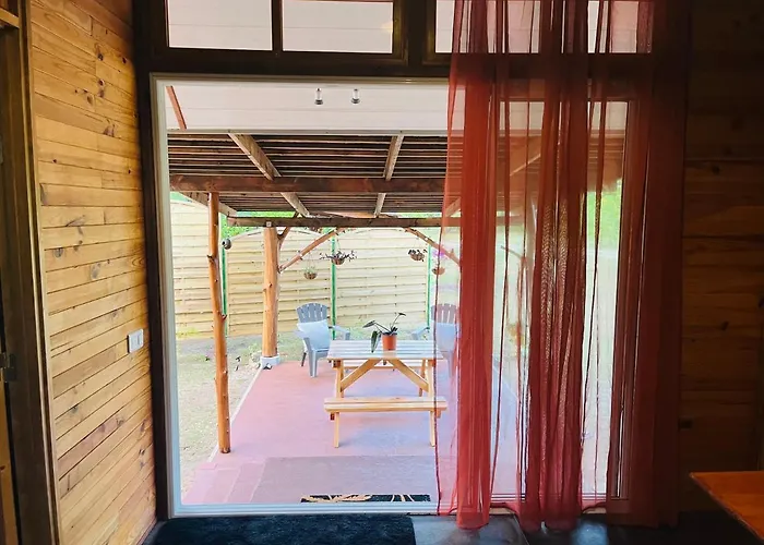 Bungalow Kura