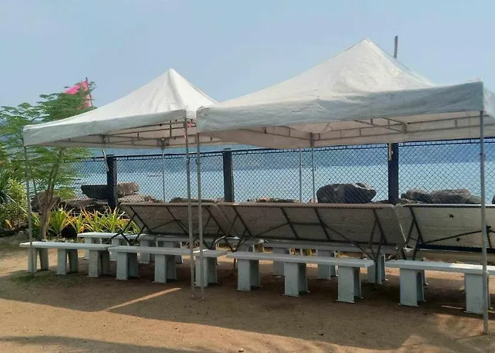 Mb Cove