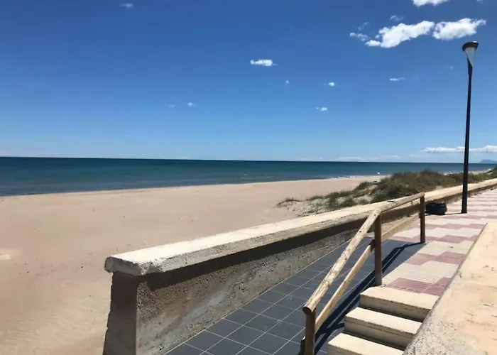 Casa adosada junto a la playa de El Perelló