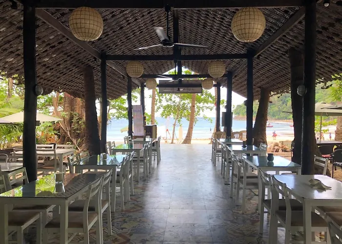 Playa La Caleta Bataan