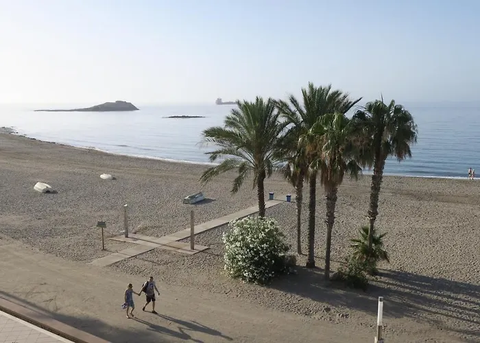 Hotel Alboran