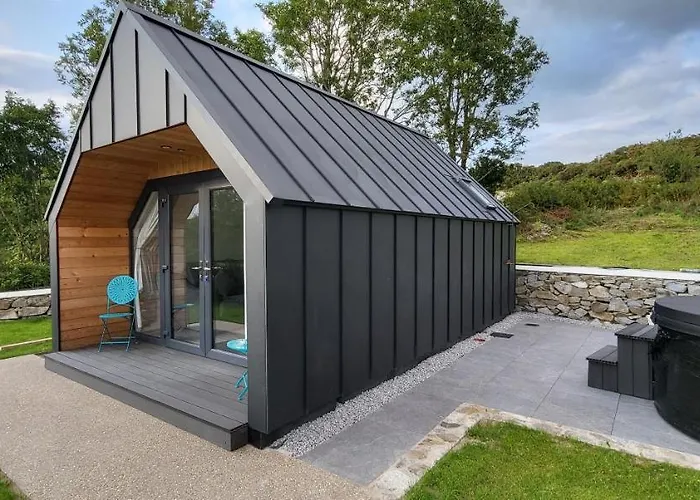 The Rocks - Luxury Glamping Resort