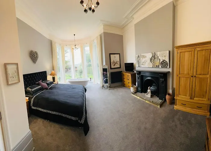 Luxury Garden Apartment Under The Castle, Dover