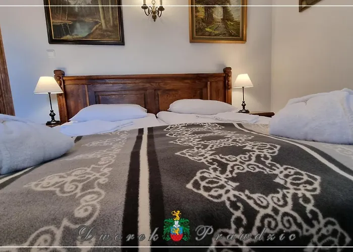Dworek Prawdzic Niechorze Przy Samej Plazy, Basen, Jaccuzzi, Sauna, Masaze W Medical-Spa, Przepyszne Sniadania W Formie Bufetu Szwedzkiego, Tawerna Z Grillem, Grzane Wino Przy Kominku, Zimowy Staw, Pokoje Z Balkonami