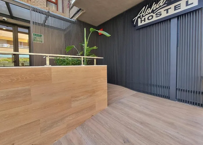 Aloha Surf Hostel