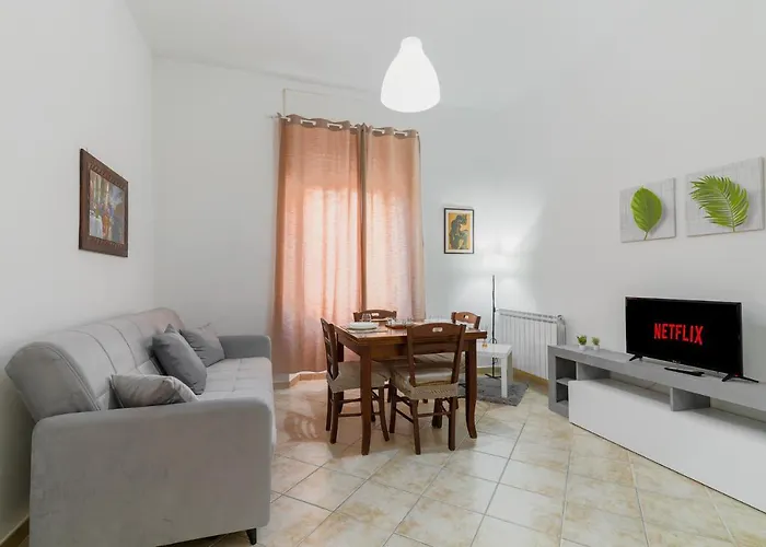 Seaside Apartament Near The Beach