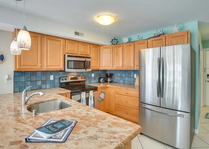 North Wildwood Condo - Beach Across Street!