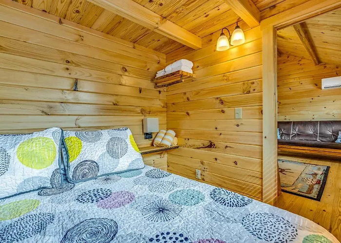 Cabins At Bonefish Bay