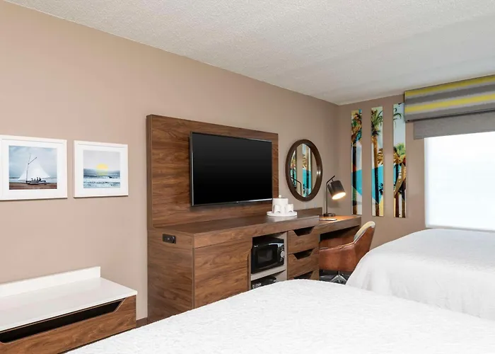 Hampton Inn & Suites Fort Myers-Colonial Boulevard