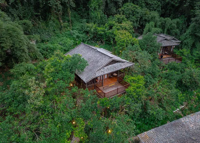 Yangshuo Ancient Garden Boutique Hotel-English Speaking Team&Swimming Pool&Activities Organized&Free Pick Up From Airport Or Ts Over 4 Nights