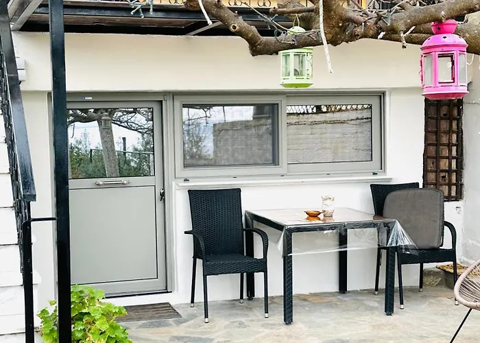 Vasiliki Guest House