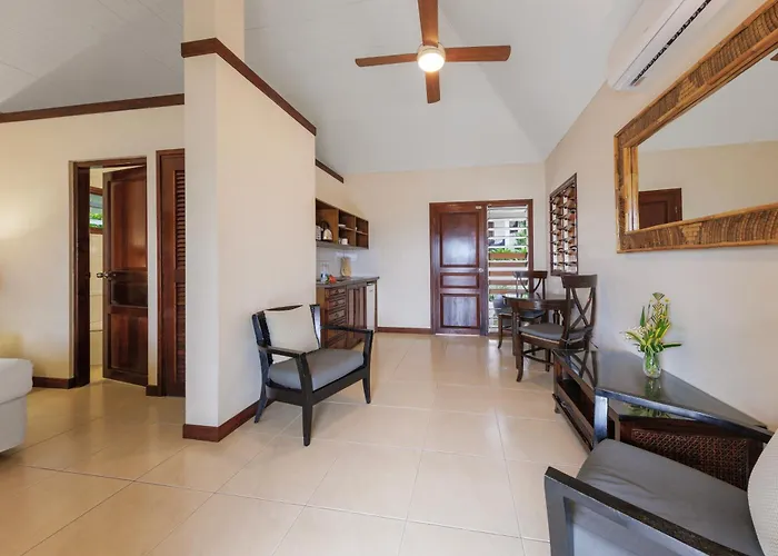 Mangoes Resort (Adults Only)