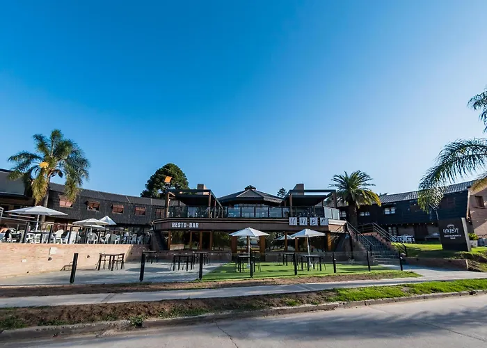 Portal del Lago Hotel
