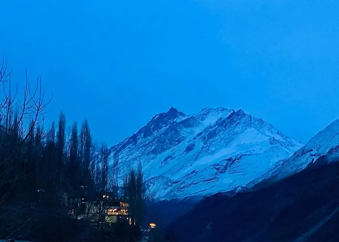 Old Hunza Inn
