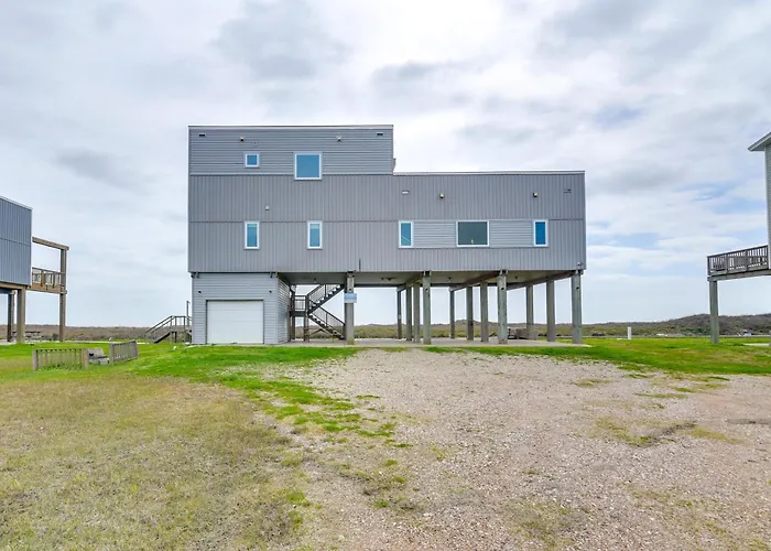 Wake Up To Waves | Oceanfront Surfside Home