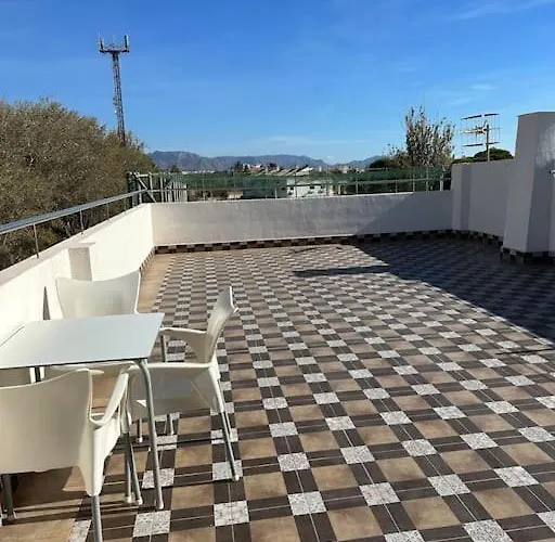 6Apartment With Sea Views