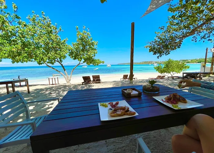 Blue Island Punta Rucia