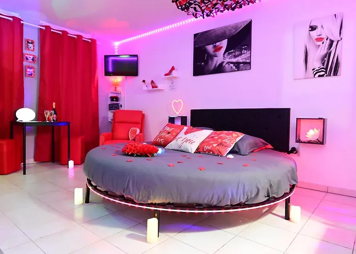 Love Room à deux pas de l'Océan avec Hammam, Sauna et Bain à 2 :-)