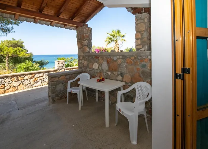 George Seaside Serviced Studios & Apartments