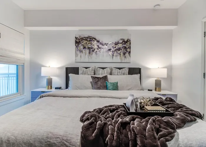 Gorgeous Oceanview 3Br Luxury Condo - Latitude