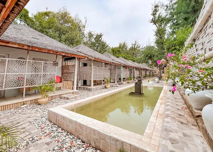 Cafe Gili Beach Bungalows