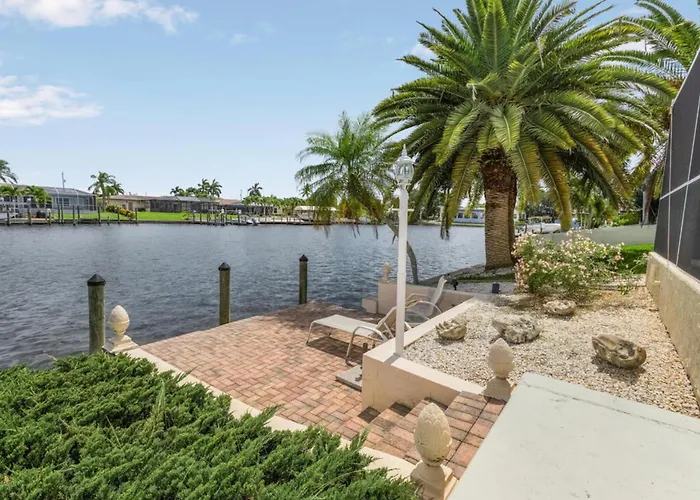 Villa Catalina Isles - Holidays In Paradise