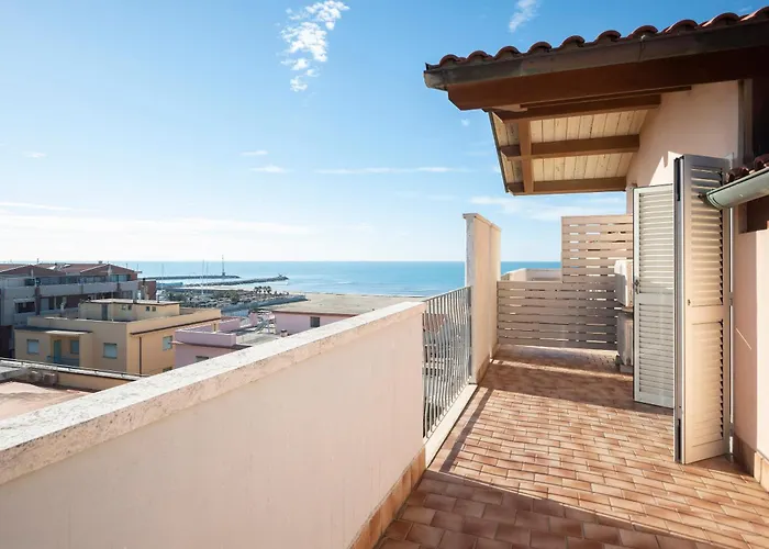 Lola Piccolo Hotel