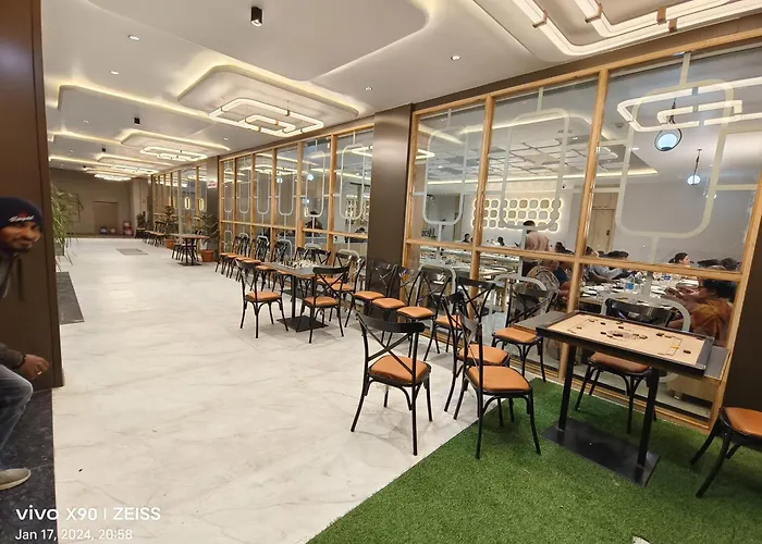 Hotel The Grand Khodiyar