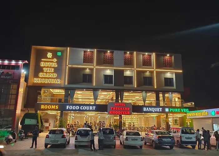 Hotel The Grand Khodiyar