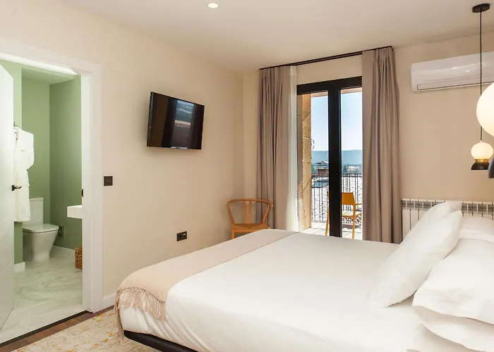 Duruelo Mountain Suites