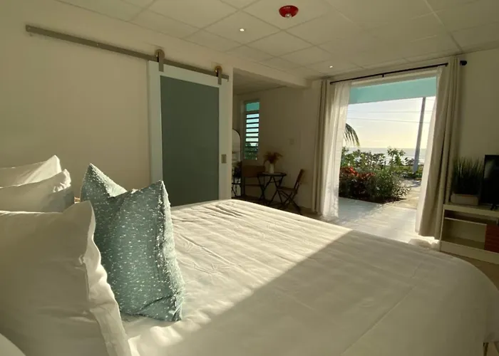 Tres Palmas Boutique Hotel