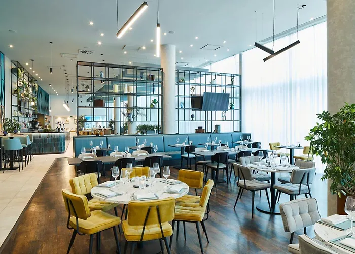 Courtyard By Marriott London Gatwick Airport