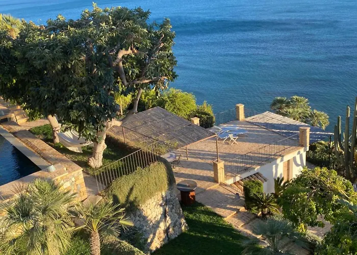 El jardin Botánico Villa LUZ