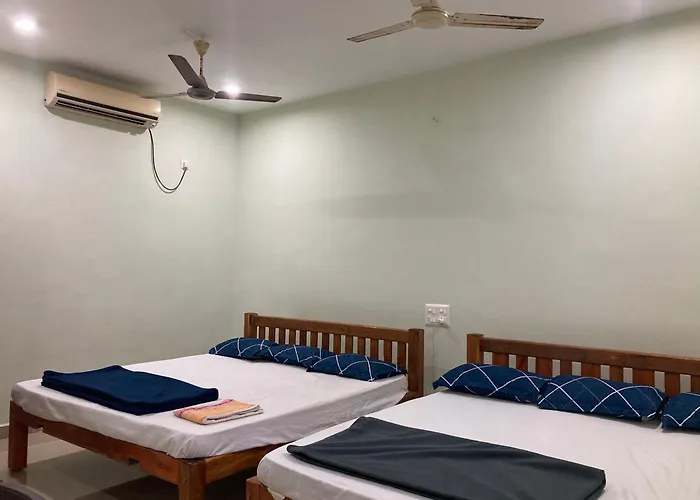 Oceanic Stay And Restaurant Gokarna