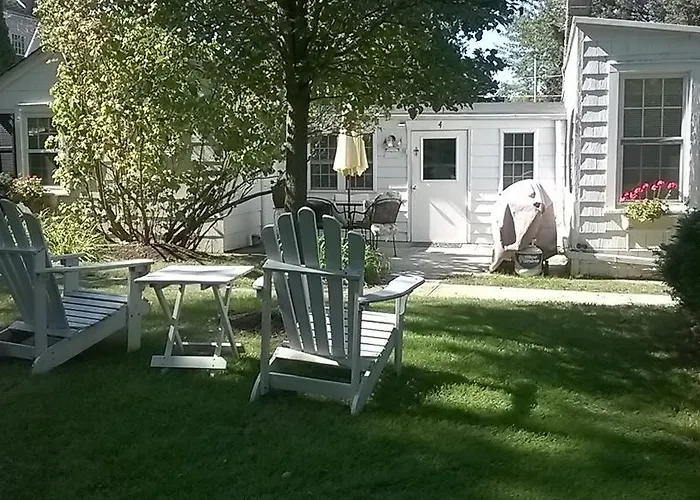 Historic White Blossom House