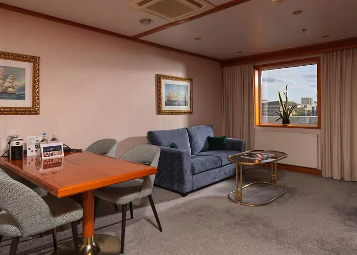 Sunborn London Yacht Hotel