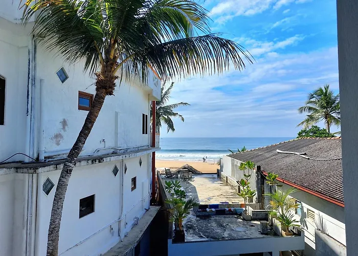 Neela's Beach Inn