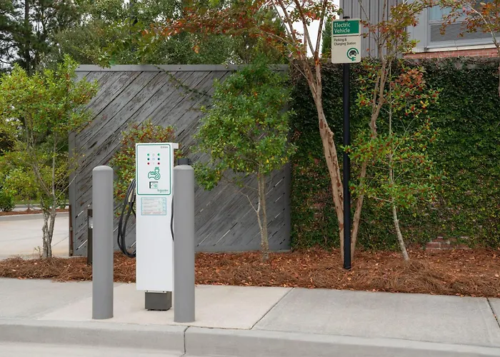 Courtyard By Marriott Charleston Summerville