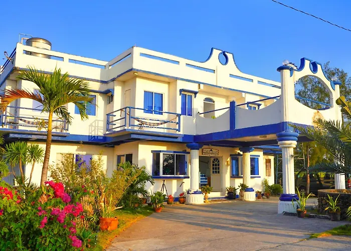 Club Monet Beachfront Resort By Cocotel