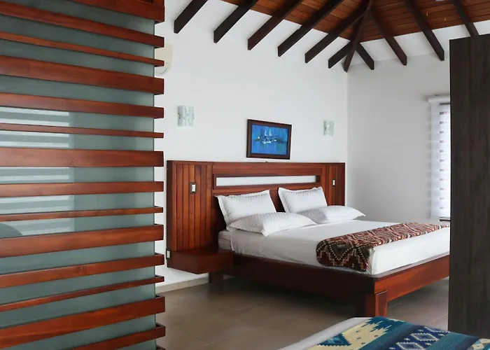 La Bocana De Quiximies Hotel