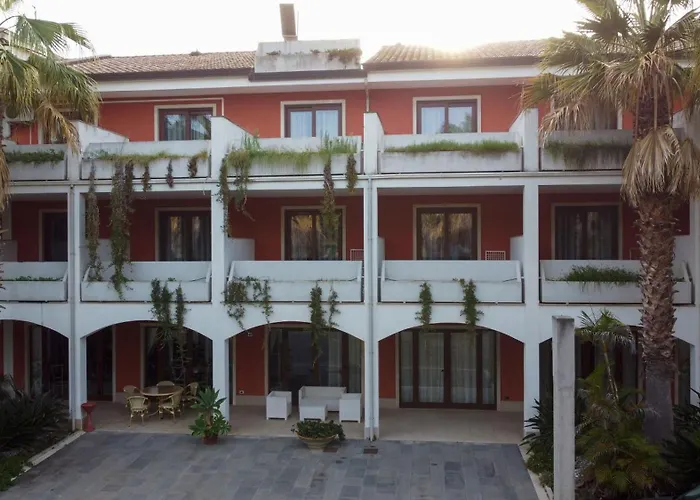 Prince Franklyn Hotel