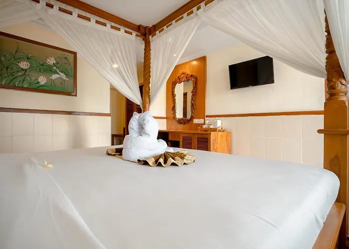 Palm Beach Hotel Bali